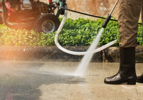 Choosing the Right Pressure Washer: The Essential Guide to Cleaning Your Home